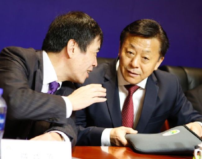 混乱家庭派对