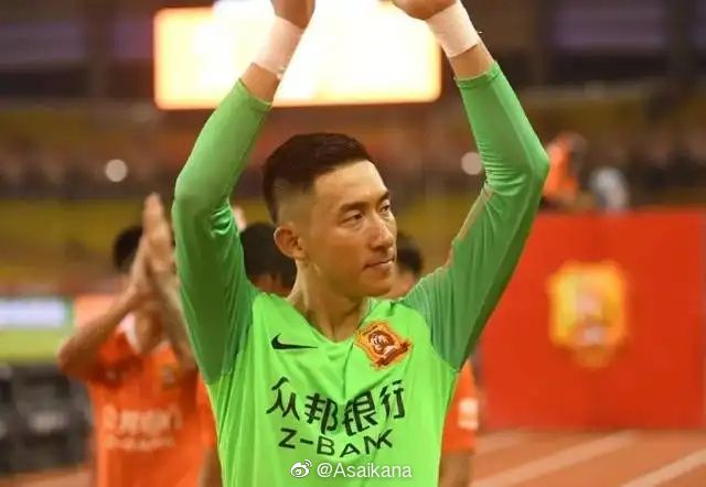 伊人久久大香线蕉综合热线
